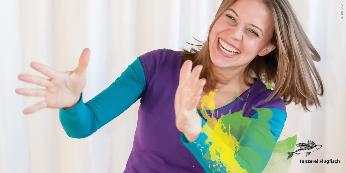 Sylvia Mograbi unterrichtet Body Percussion und Gumboot!